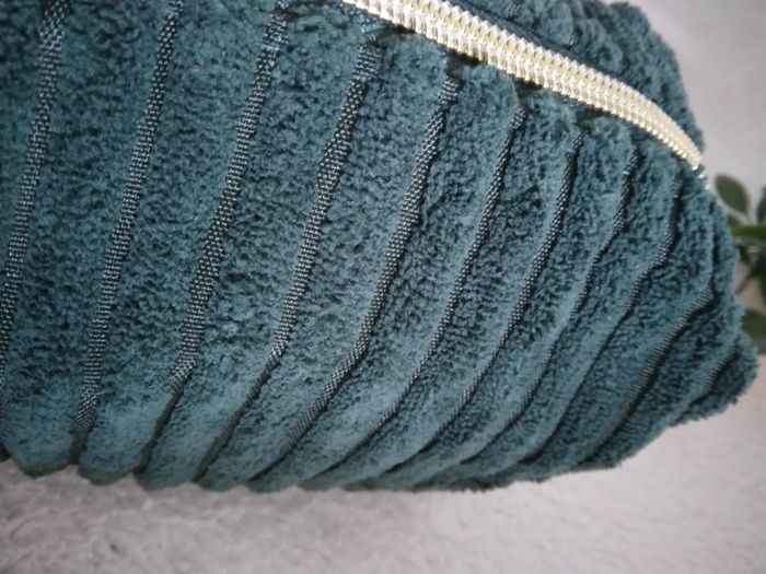 Petite trousse vert sapin neuve - photo numéro 5