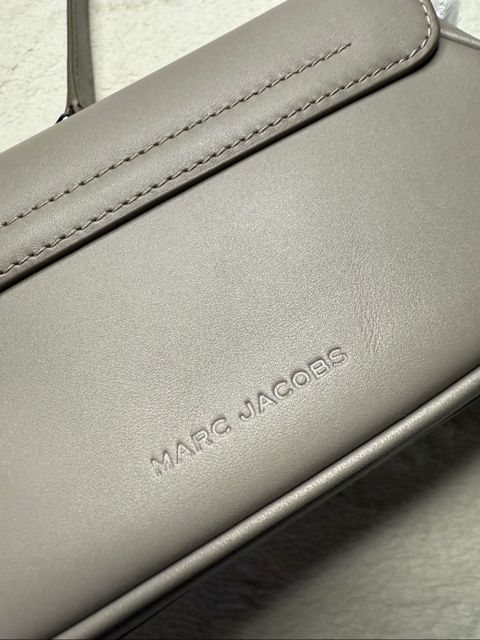 Marc Jacobs - Sac Clover avec logo en cuir - Cement - photo numéro 5