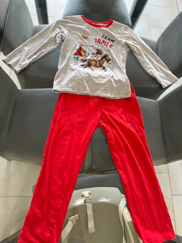 Pyjamas garçon t 8 ans