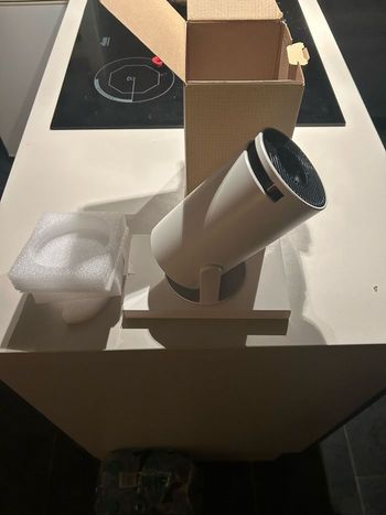 Vidéoprojecteur HY300 Android - WiFi, Bluetooth, HDMI, Netflix, Disney+