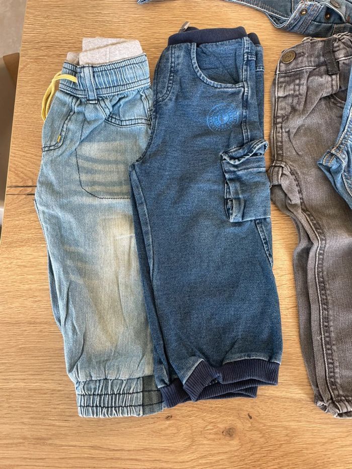 Lot de vêtements 18 mois- 32 pièces - photo numéro 2