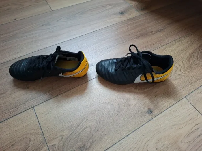 Chaussures de foot nike - photo numéro 3