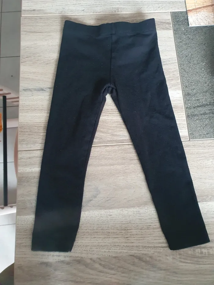Legging noir taille 3 ans