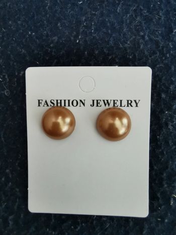 Boucles d'oreilles nacrées