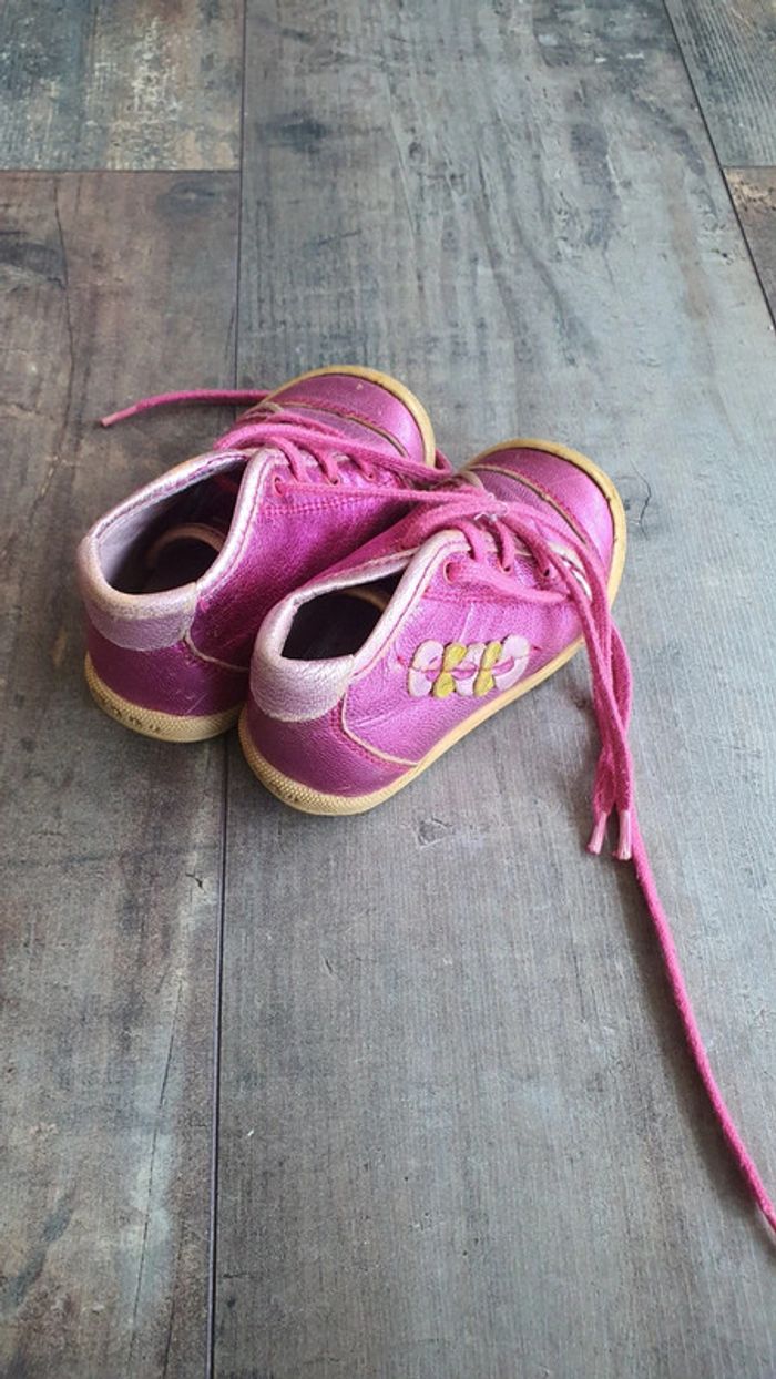 Chaussures mod8 taille 19 en très bon état - photo numéro 5