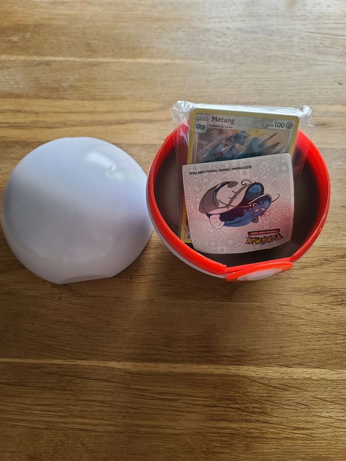 Lot de ca60 cartes pokemon +pokeball - photo numéro 2