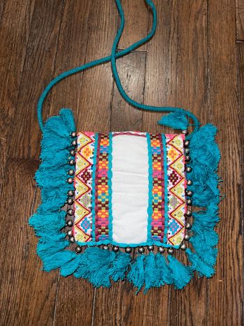 Petit sac en toile antik batik Valeur 190 euros