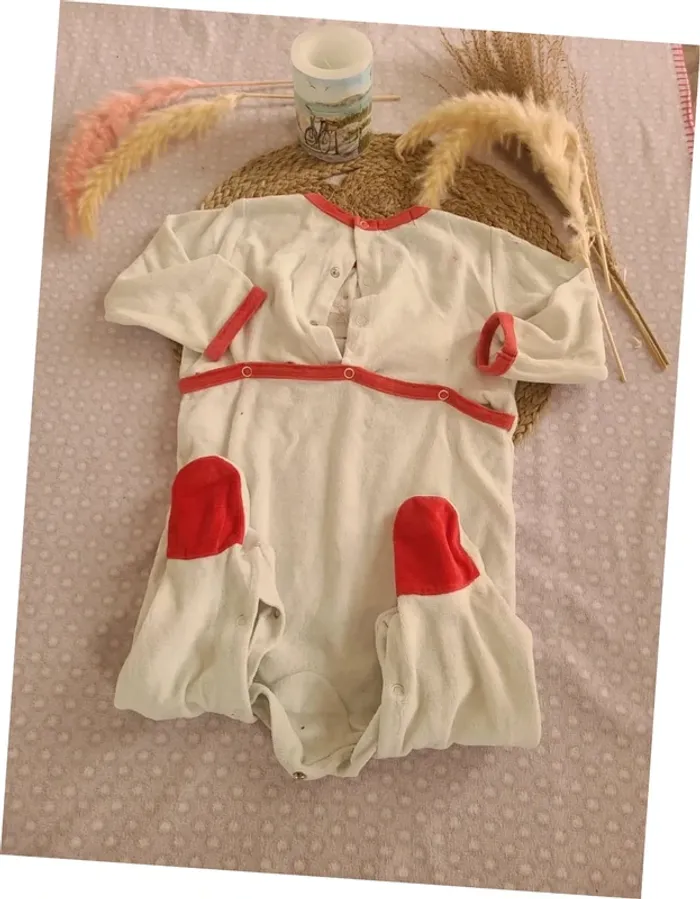 Lot pyjamas 12/18 mois - photo numéro 2