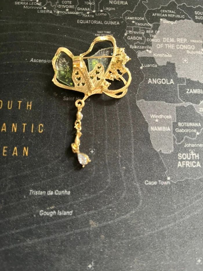 Broche papillon vert brillant - photo numéro 2