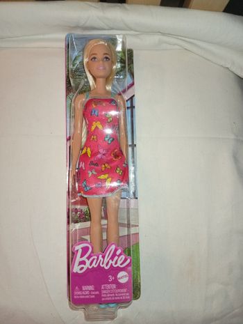 Barbie NEUVE