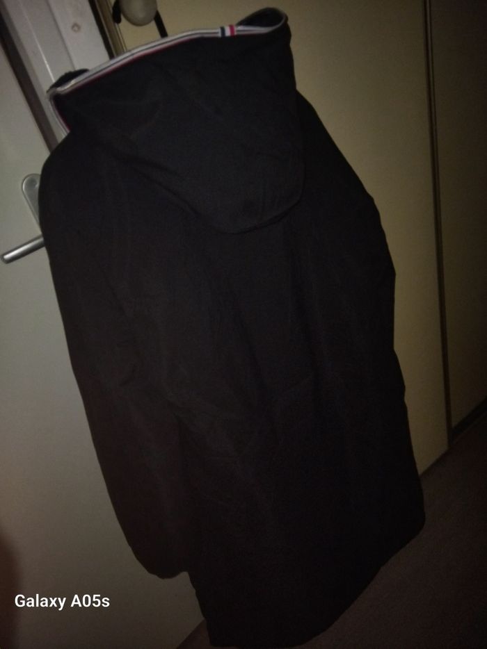 Parka long réversible

XXL/44/16 Neuf avec étiquette. - photo numéro 3