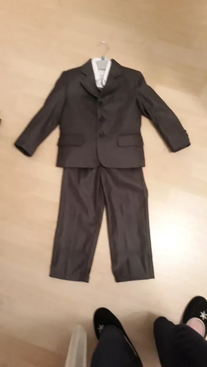 Costume complet cérémonie garçon gris