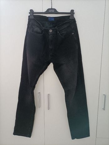 Jean