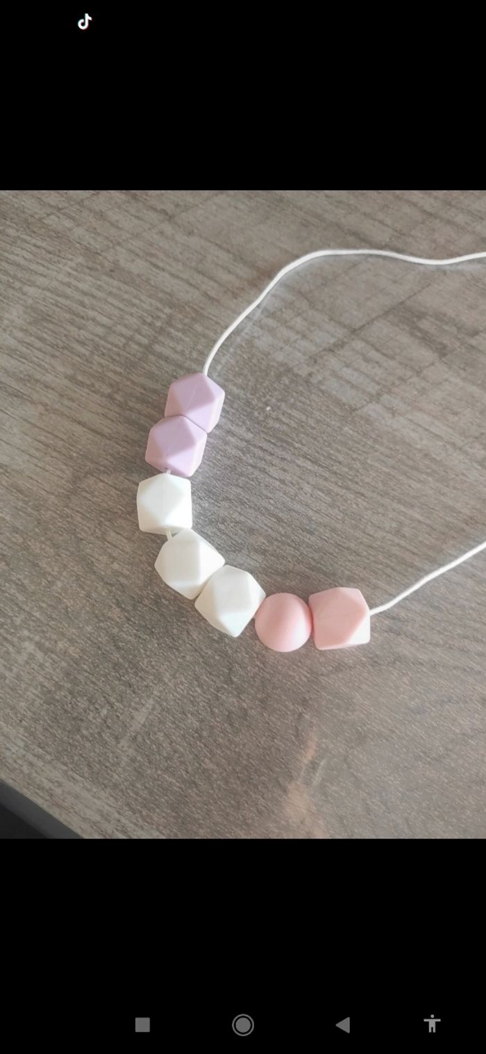 Collier de dentition de portage ou d'allaitement - photo numéro 2