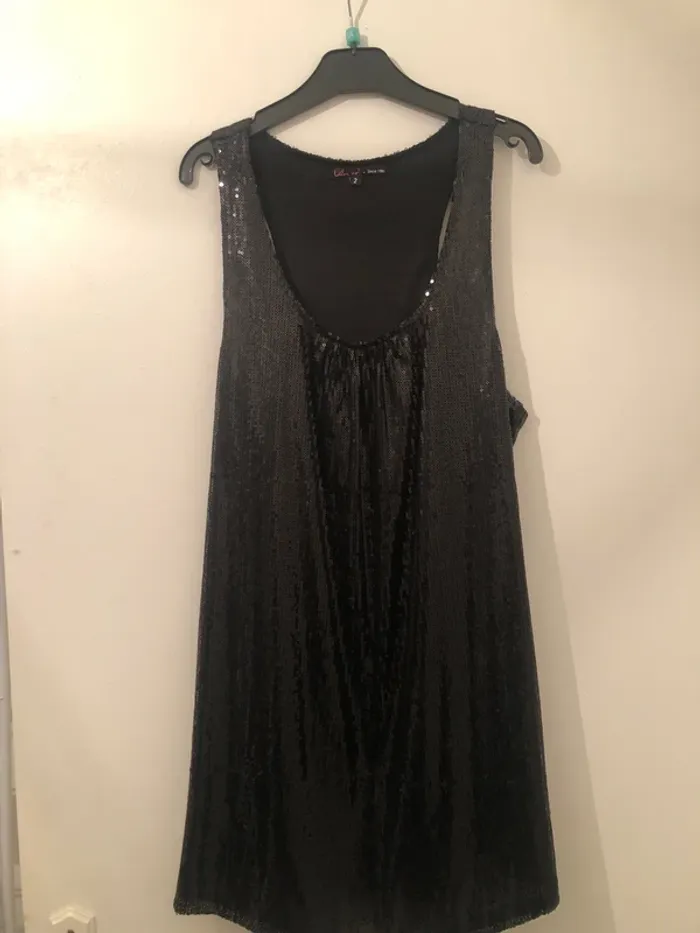 Débardeur noir sequins