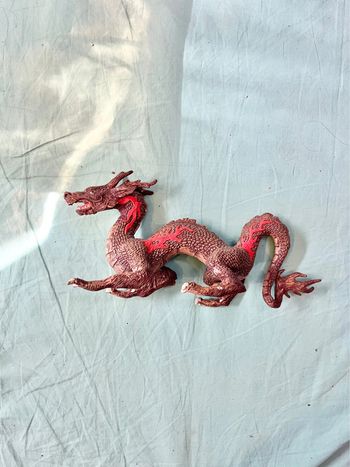 Dragon du soleil levant Papo