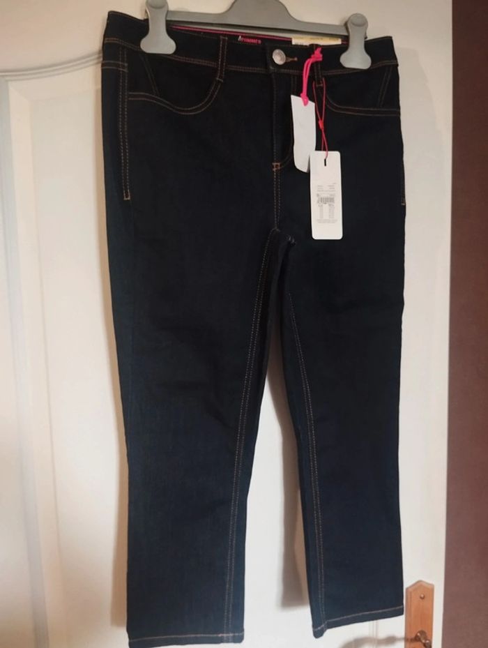 Neuf Jean 7/8 Street One couleur jean marine Taille 26/22 (36)