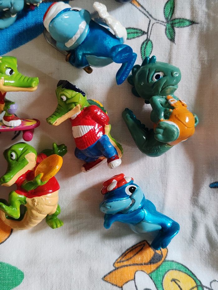 Lot de 14 figurines Kinder vintage - photo numéro 4