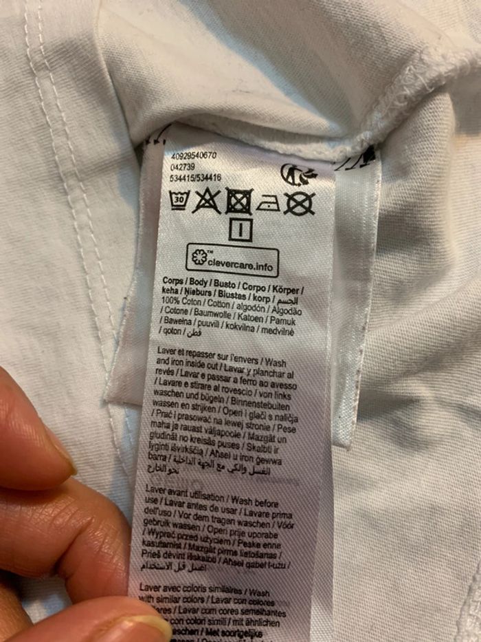 Très beau tee-shirts fille (taille 8 ans) - photo numéro 8