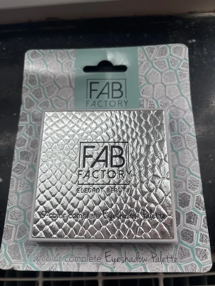 Palette fards à paupières neuve