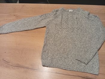 Pull gris