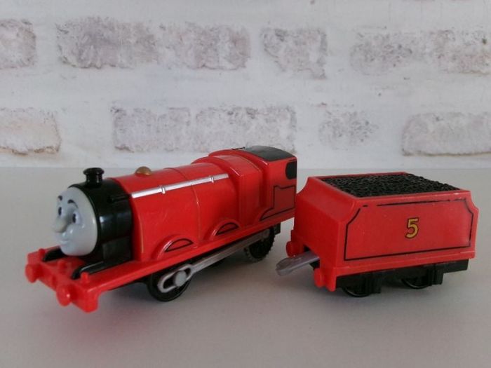 Locomotive / train "Thomas et ses amis" - James (1)