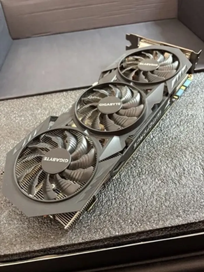 GIGABYTE GeForce GTX 970 - photo numéro 4