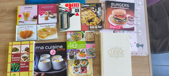 Lot de 12 livres de cuisine