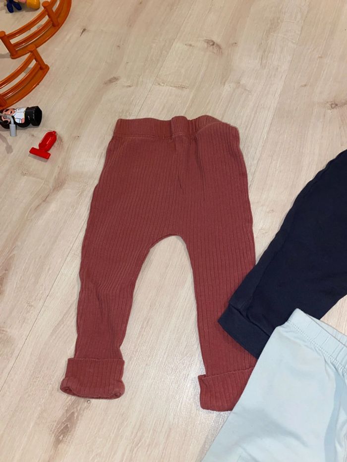 Lot 3 pantalons - photo numéro 4