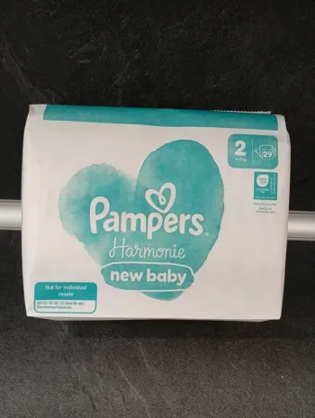 Pampers harmonie taille 2 29 couches