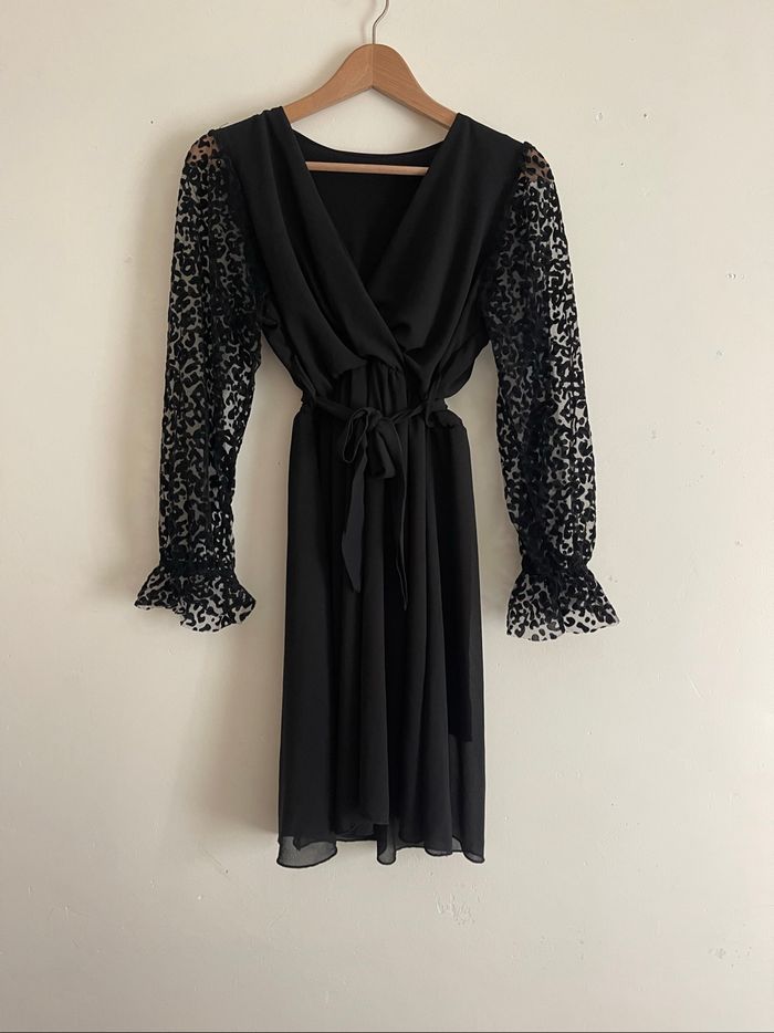 Robe noir manche longue cache coeur Italy - photo numéro 2