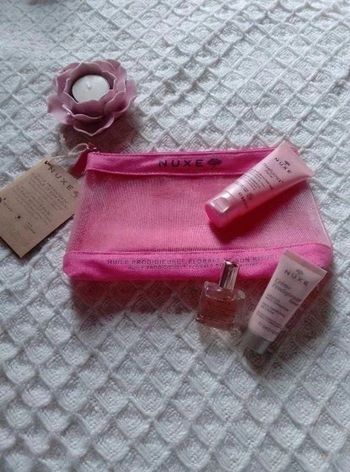 Lots Trousse Nuxe floral