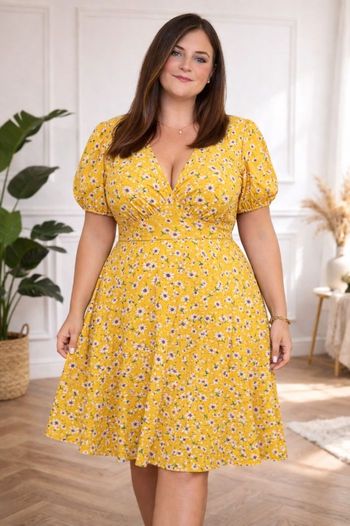 Robe rayon de soleil marguerites Femme taille 54 marque Asos 💍