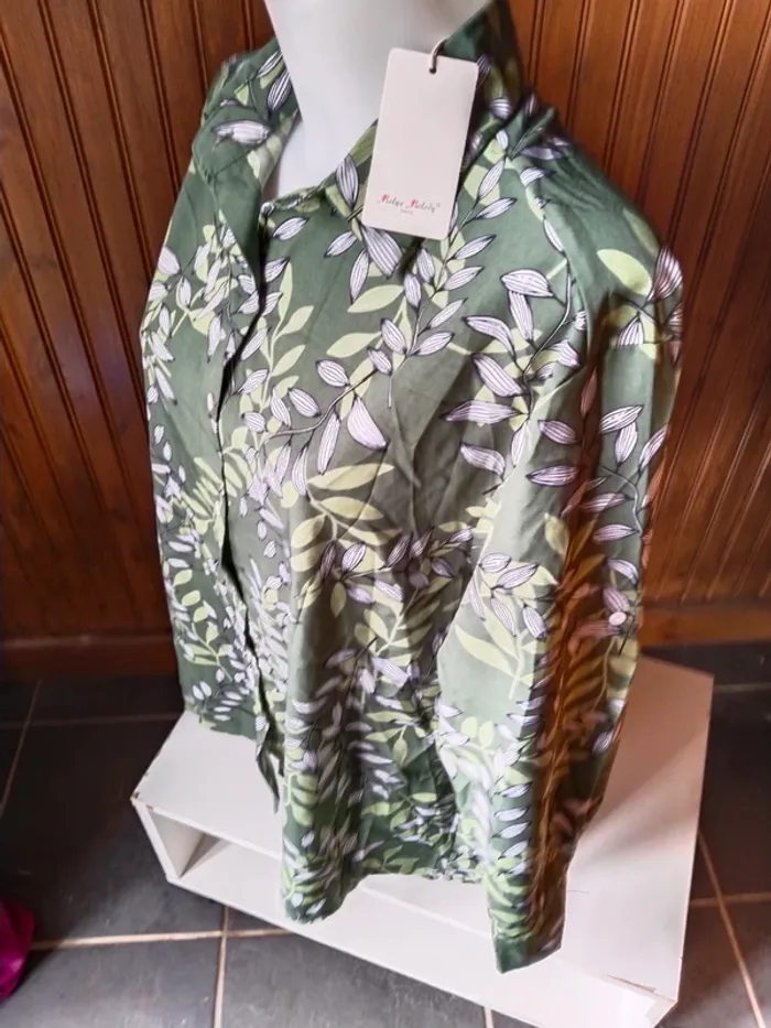 Blouse/tunique femme marque Melya Melody taille 48/50 - photo numéro 5