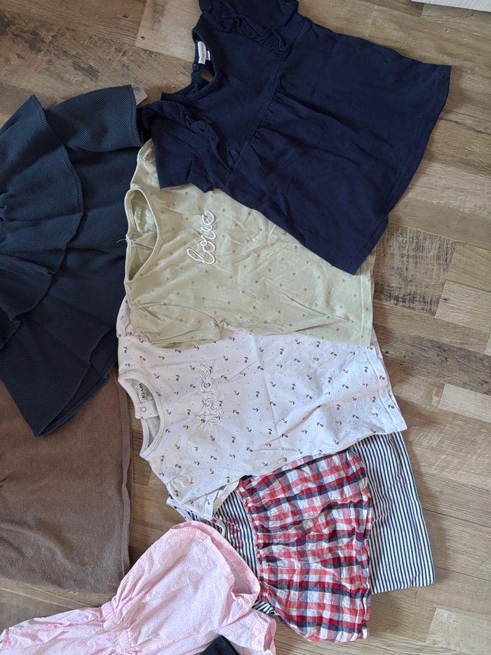 Lot vêtements fille taille 36 mois - photo numéro 4