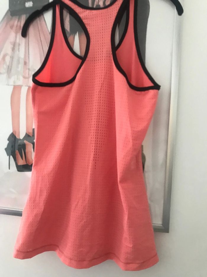 Top dry fit Nike M - photo numéro 6