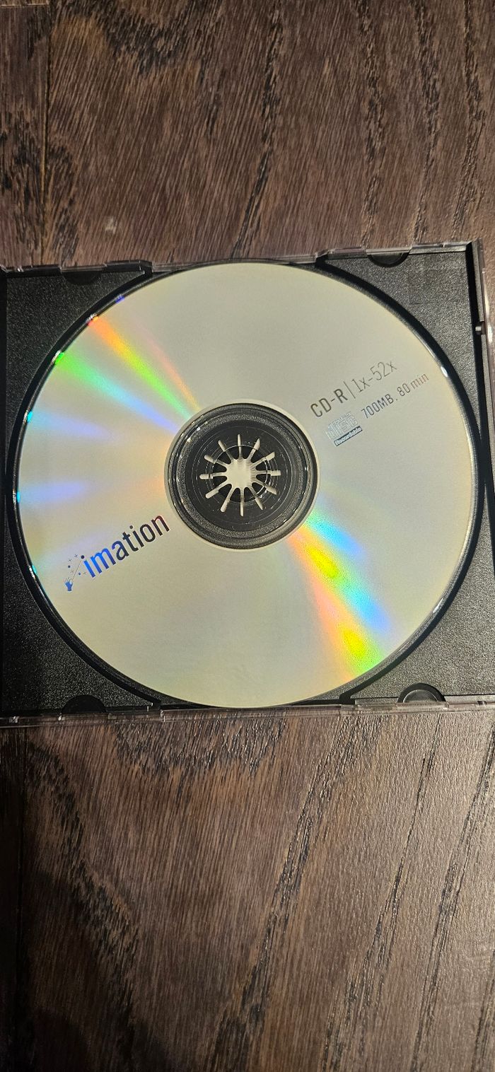 CD-R vierge et sa boîte - photo numéro 5