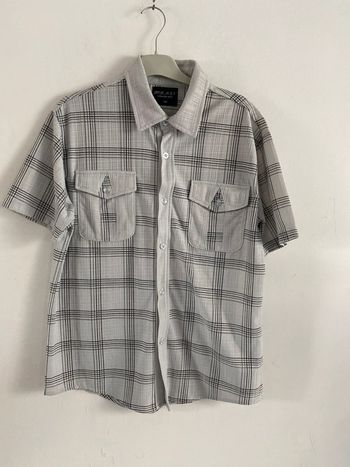 Chemise à carreaux