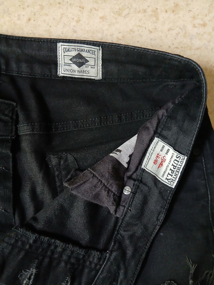 Jean troué skinny - photo numéro 4