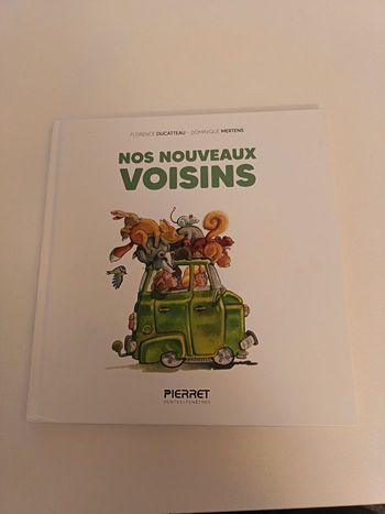 Livre " Nos nouveaux voisins"