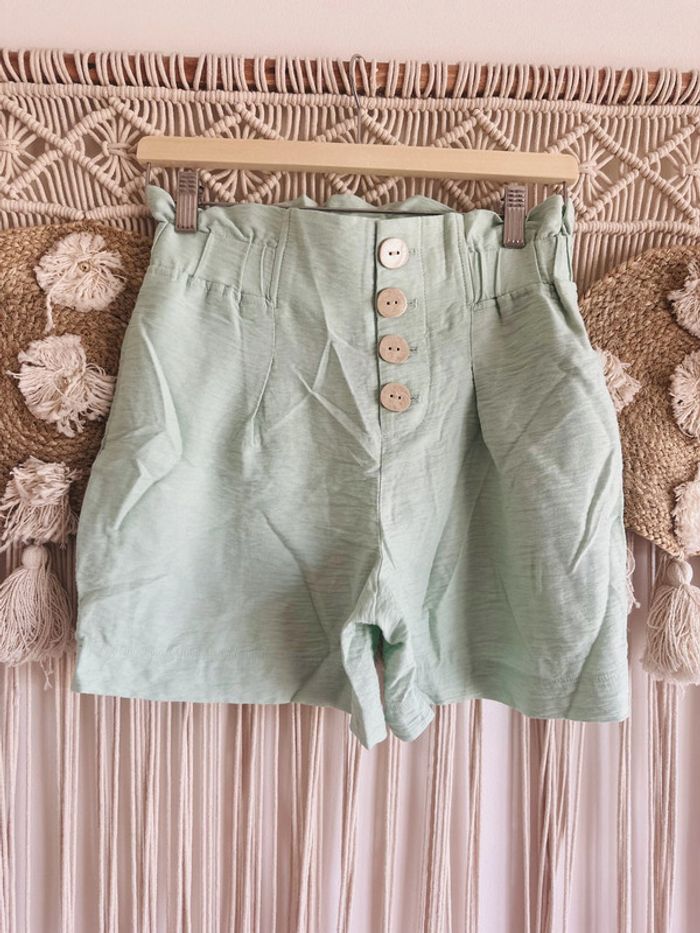 Short vert d'eau taille 36