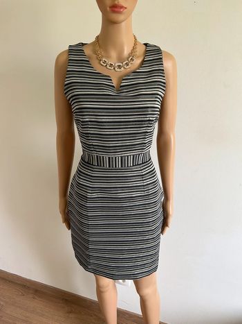 Robe rayée sans manches LolaLiza taille française 36 jamais portée