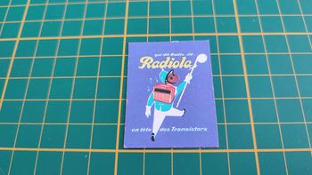 Affiche Radiola en tête des transistors pièce jeu de société Défense d'afficher Gay-Play #C02