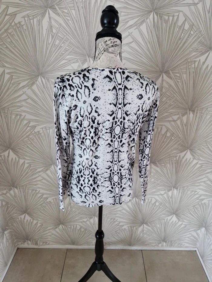 Joli pull col V Damod taille 36/38 - photo numéro 2