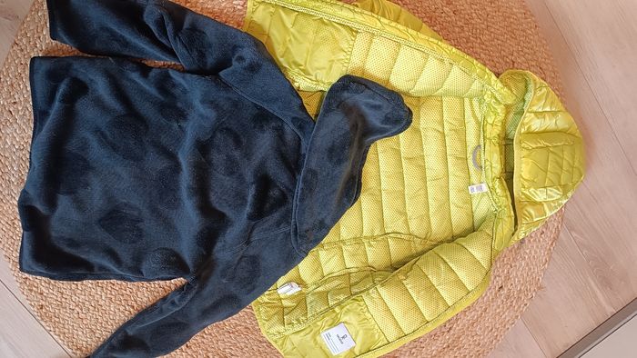 Lot d'une doudoune Okaïdi et d'un gilet tout doux H&M - photo numéro 7