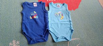 Lot Bodies sans manches 3 mois