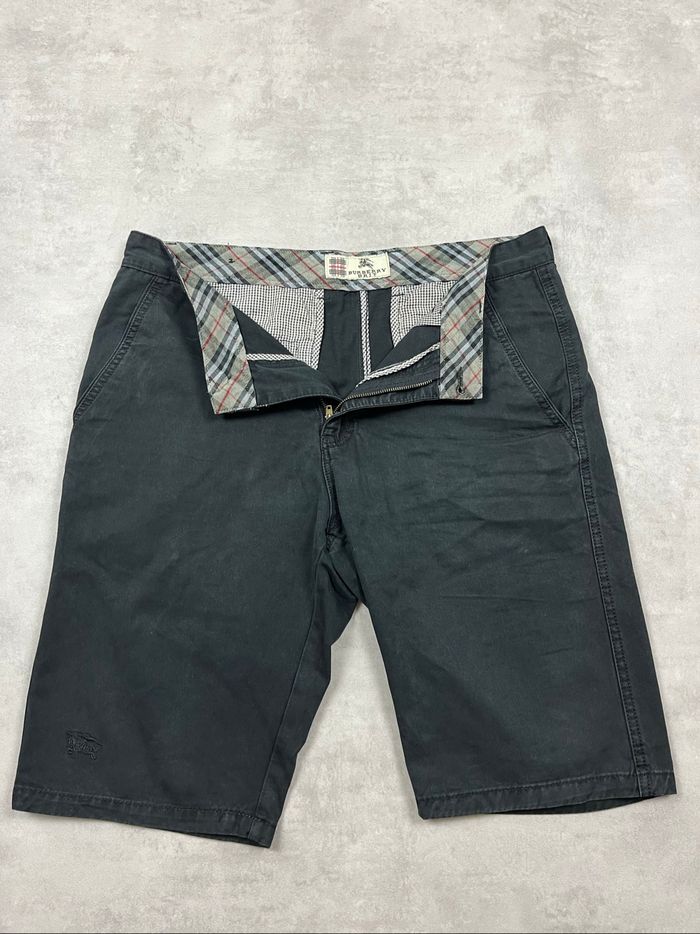 Short chino Burberry Brit noir taille 38