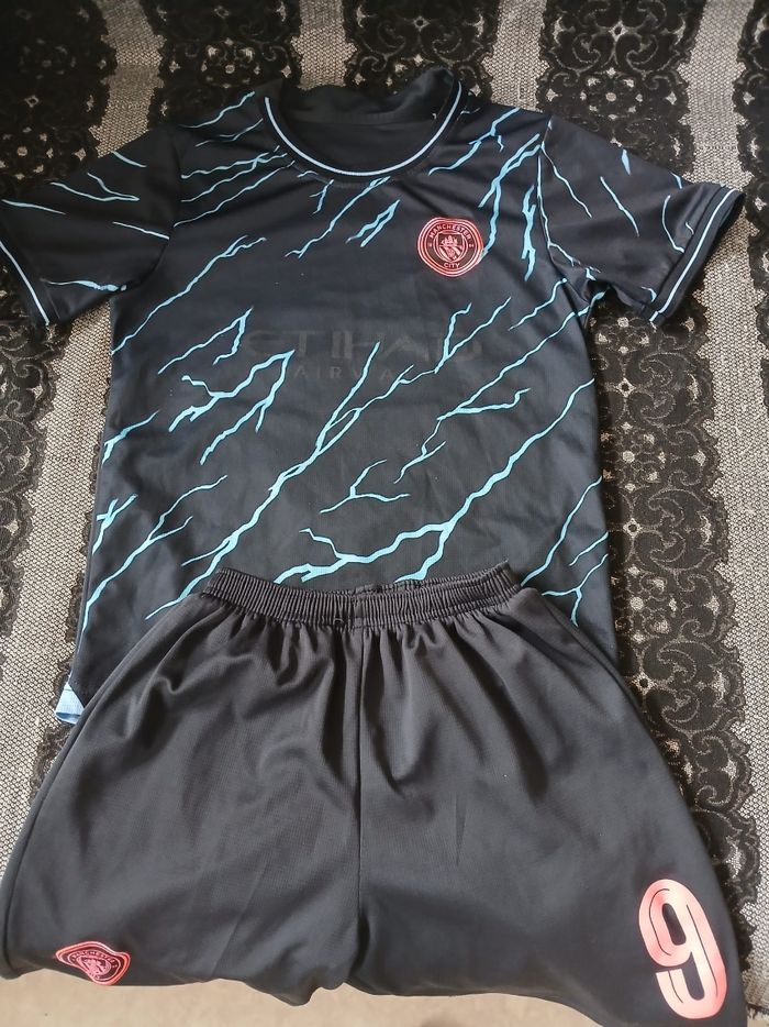 Vêtements sports garçon différents taille - photo numéro 7