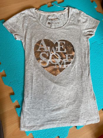 T-shirt « Awesome » Colours of the World Taille XS