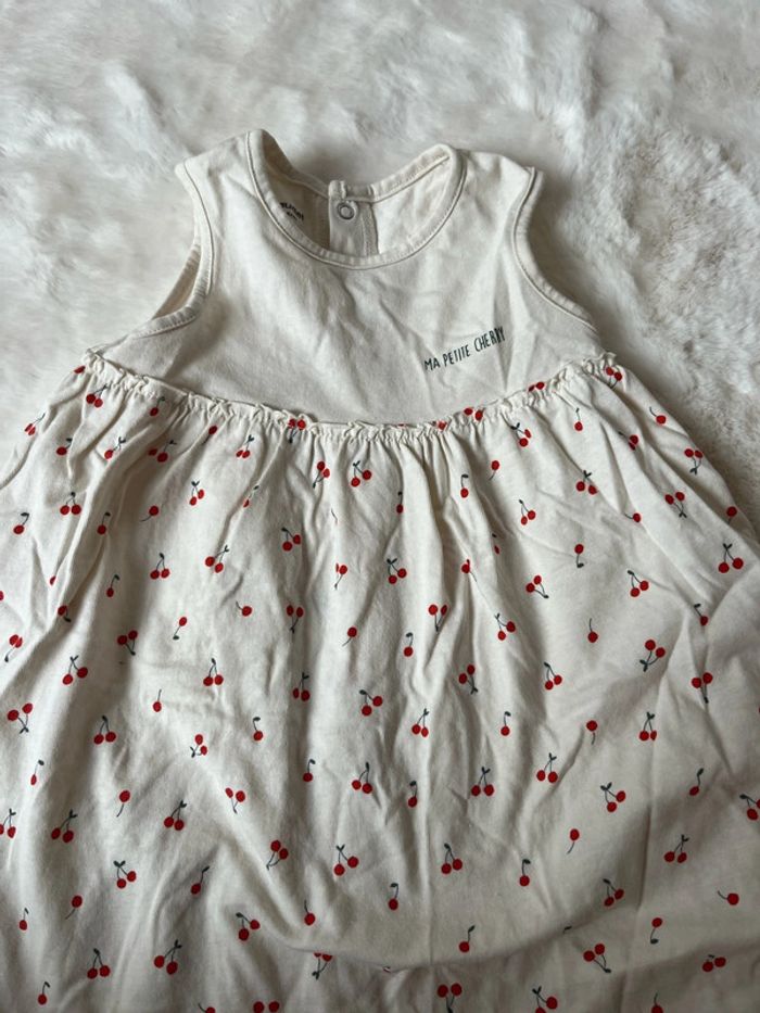 Robe cerise bébé fille 12mois - photo numéro 2